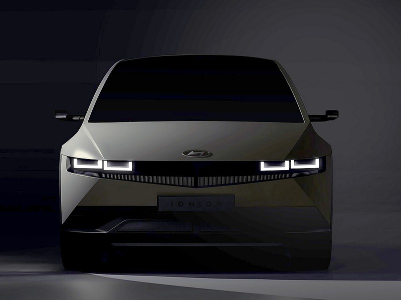 Hyundai naznačil podobu modelu Ioniq 5